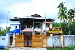 Water Gate Tourist Home