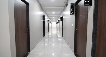 Hotel Silver Oak Room Type - Executive Hotel Silver Oak Room Type - Executive