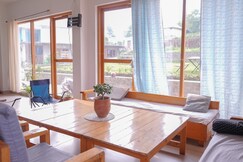 Flyscape Hostel