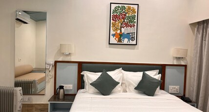 MPT Nilamber Skyline, Pachmarhi Room Type - AC Deluxe Cottage (Ground Floor)