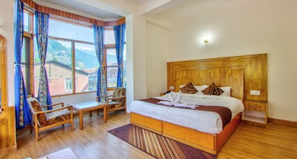 Hotel Royal Room Type - Super Deluxe Front Facing Room