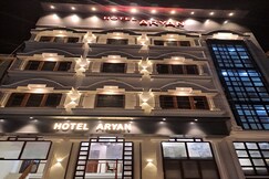 Hotel Aryan and Chaturvedi Restaurant