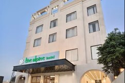 Photos of Hotel The Alpine, Aligarh