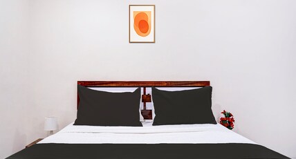 Hotel O Royal Inn Room Type - Classic
