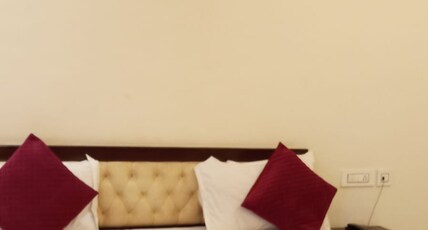 Hotel Highway Inn Room Type - Supper Deluxe Room