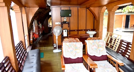 B 4 You Houseboats Room Type - 01 Bed Room Deluxe AC Night Stay (Check In 05 30 pm- Check Out 09 30 am) B 4 You Houseboats Room Type - 01 Bed Room Deluxe AC Night Stay (Check In 05 30 pm- Check Out 09 30 am)