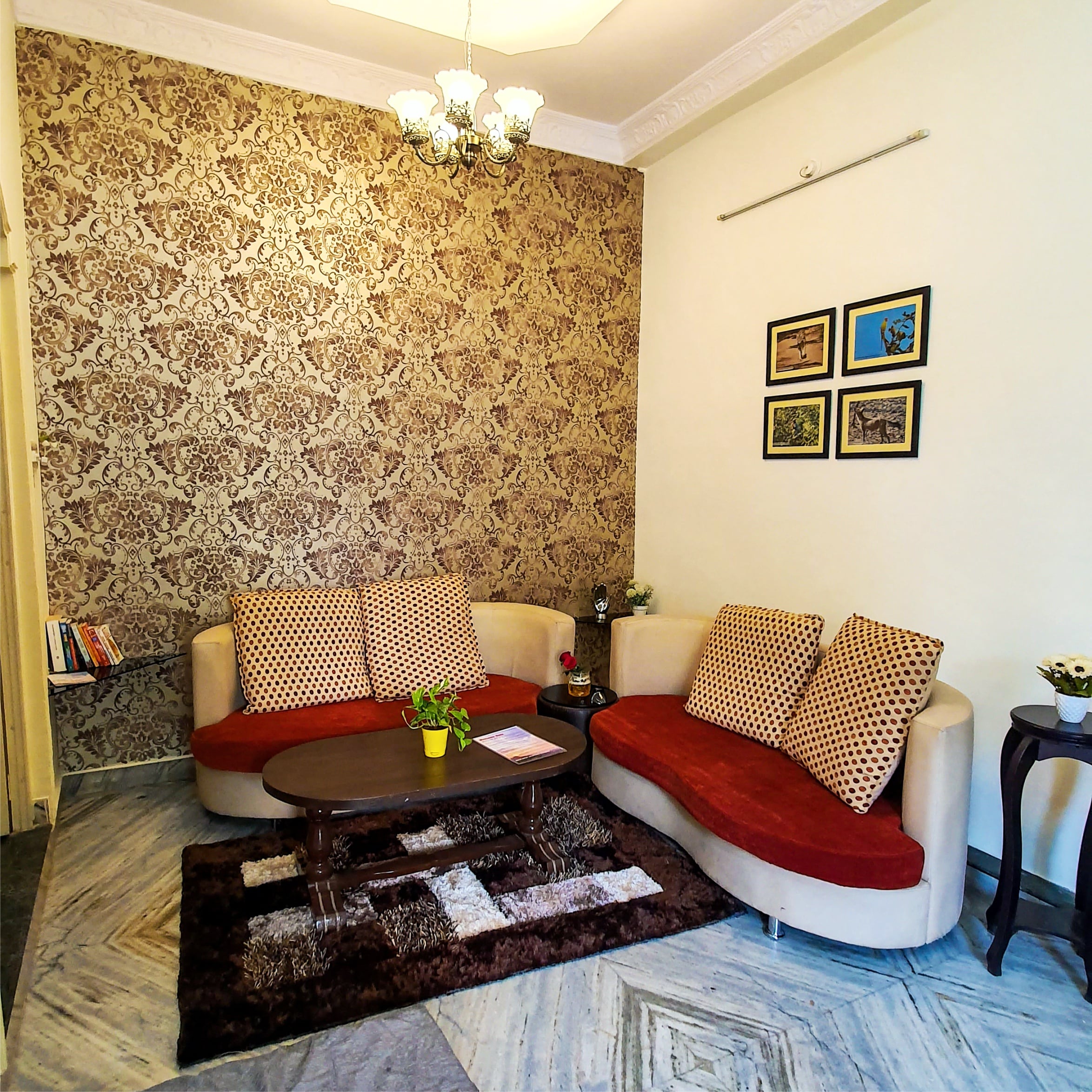Aditya Premium 2 BHK Homestay - Tap to explore photos