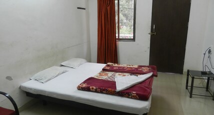 Hotel Centre Palace Room Type - Standard Room Non Ac