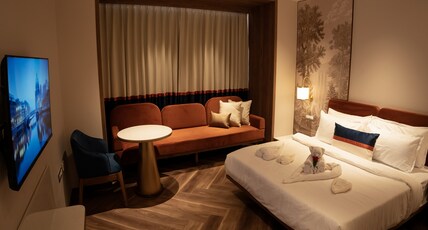 SHREE RAM HOTEL Room Type - Super Deluxe Ac Double Bed Room
