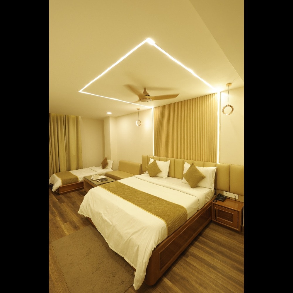 Staykart Amar Palace - Tap to explore photos
