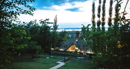Shangraff - Entire 3 BHK Villa Near Dal Lake Room Type - Shangraff - Entire 3 BHK Villa Near Dal Lake Shangraff - Entire 3 BHK Villa Near Dal Lake Room Type - Shangraff - Entire 3 BHK Villa Near Dal Lake