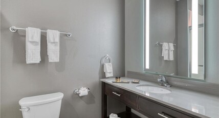 Best Western Plus Saint Peter Room Type - 1 King Bed, Non-Smoking, Pillow Top Mattress, Microwave And Refrigerator, Full Breakfast Best Western Plus Saint Peter Room Type - 1 King Bed, Non-Smoking, Pillow Top Mattress, Microwave And Refrigerator, Full Breakfast