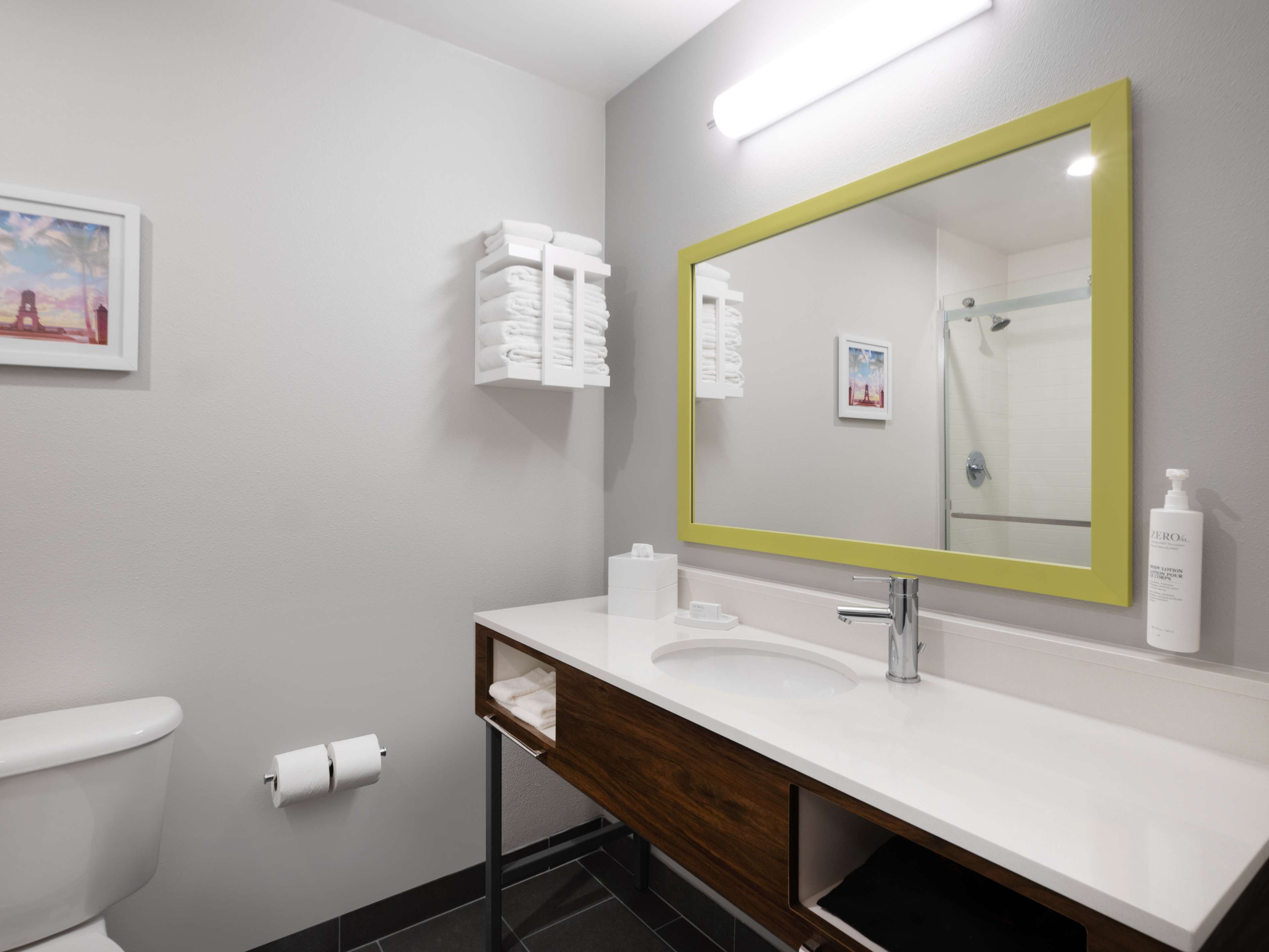 Hampton Inn Deerfield Beach - Tap to explore photos
