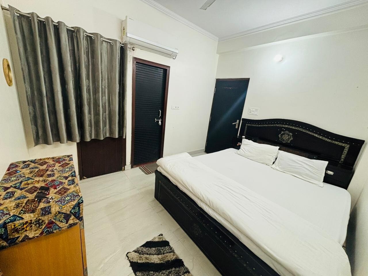 Hotel Awadh Pearl Near Amity University - Tap to explore photos