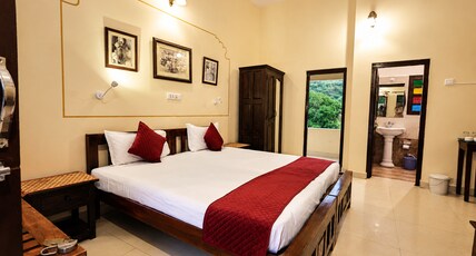 Hotel Nawal Sagar Palace - Bundi Room Type - Super Deluxe Room with Lake View