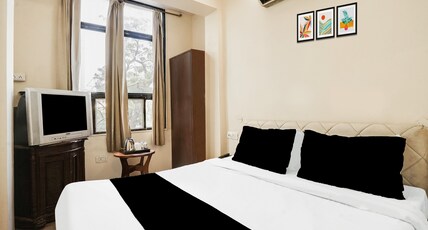 Hotel O Collectorate Circle Formerly Hotel Dhamu Room Type - Classic