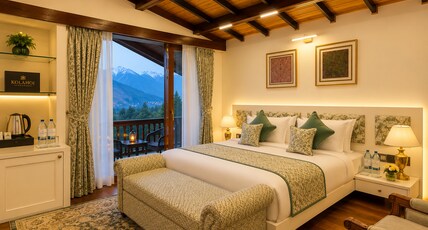 Kolahoi Green Retreat & Spa Room Type - Luxury Room - Lake View (Private Balcony)