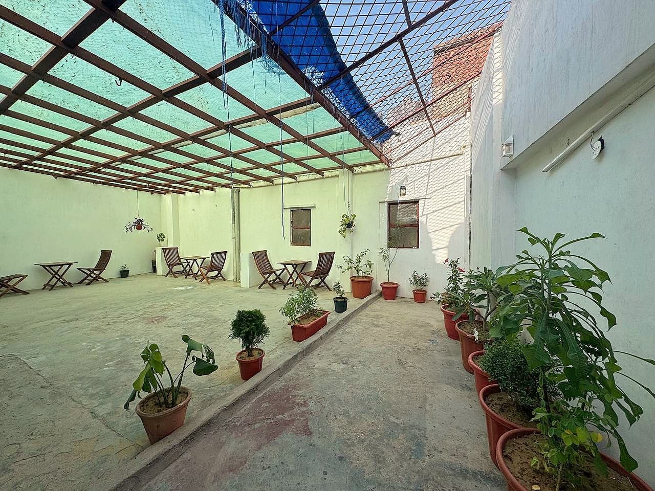 Hotel Darpan Palace. - Tap to explore photos
