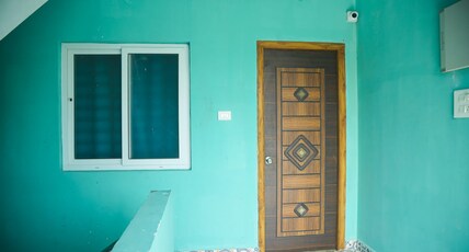 ARAVINDER HOMESTAY Room Type - Two Bed Room