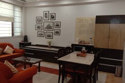 Indee Home | Rooms & Caretaker