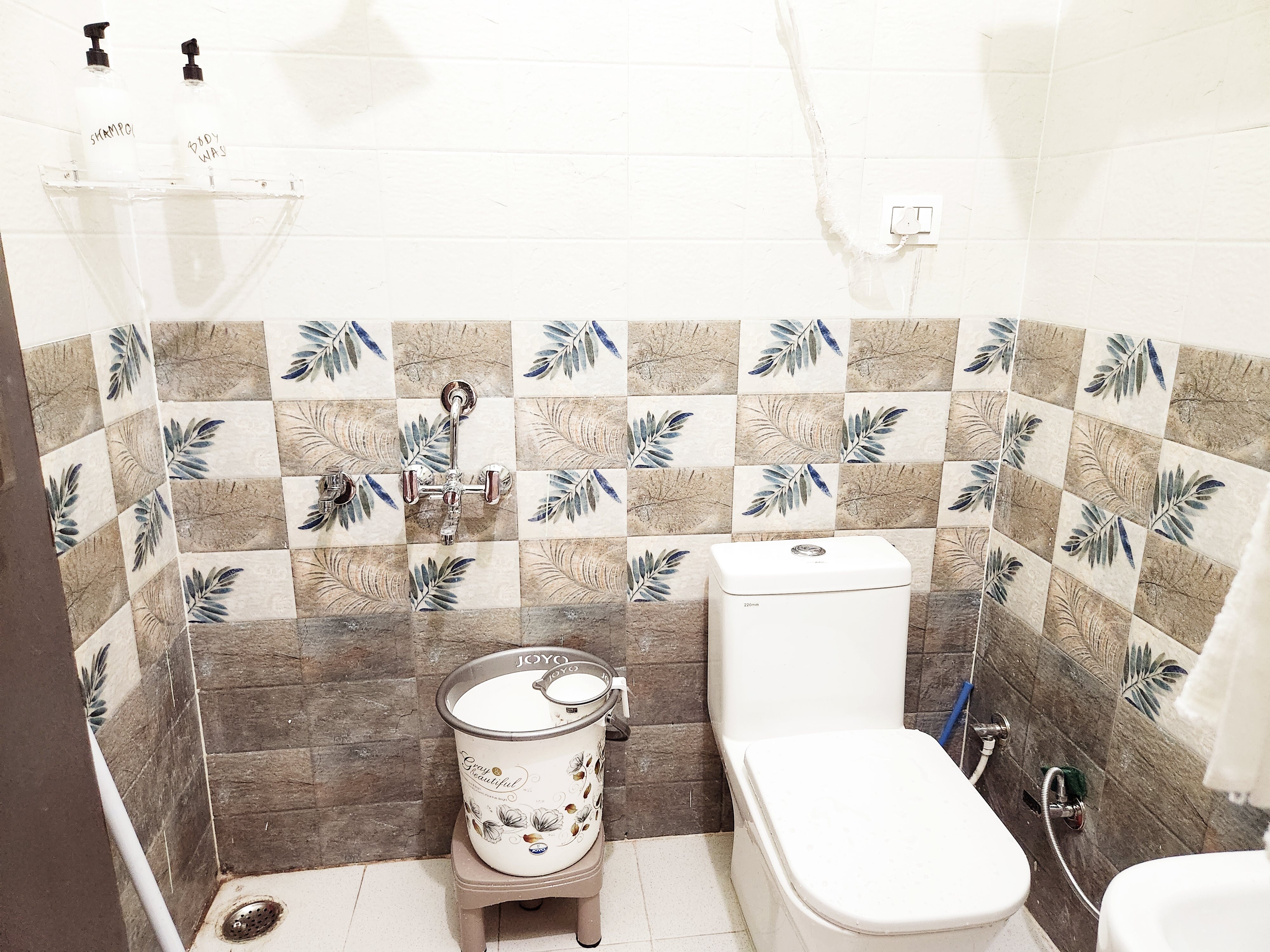 Govardhan home stay - Tap to explore photos