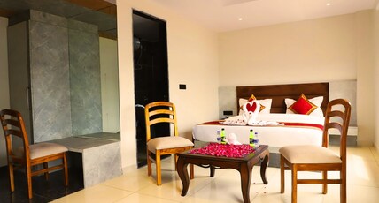 Hotel Kamakhya Inn By BookingCare Room Type - Deluxe Room