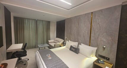 Citrus Classic Manyata Tech Park Gate number 5 Room Type - Family King