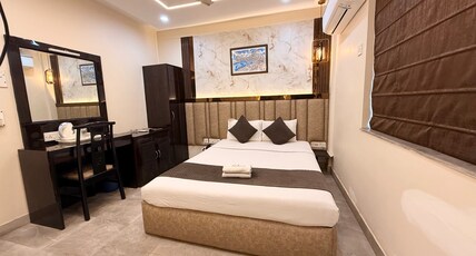 Hotel Crestwood Room Type - Deluxe Double Room
