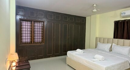 Homeroots Service Apartment Room Type - Superior Deluxe Room