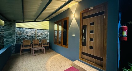 Misty Wood Resorts & Restarunt Room Type - AMBER ( Triple occupancy )