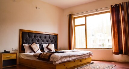 Sambhava Inn Leh Room Type - Deluxe Room