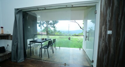 Archana Spa and Resort Room Type - Superior Room With Mountain view and Garden view