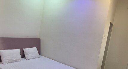 Hotel samiksha Room Type - Bedroom 2