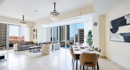 ELIVAAS Curated Spacious 3BR in Marina, Steps to the Beach Room Type - Spacious 3BR in Marina, Steps to the Beach