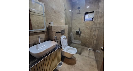 KRISH INN Room Type - King Room KRISH INN Room Type - King Room