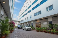 Dhanunjaya's Luxury Hotel- Hosur