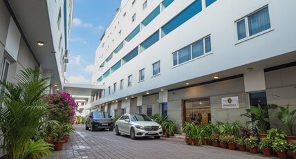 Dhanunjaya's Luxury Hotel- Hosur Room Type - Business Class Room