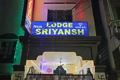 New Sriyansh Lodge