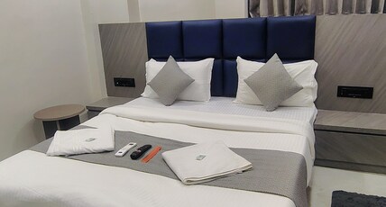 Hotel Sky Dream Room Type - Deluxe AC