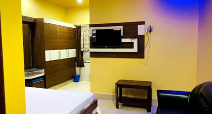 Hotel Nishi Room Type - Deluxe Double Bed AC