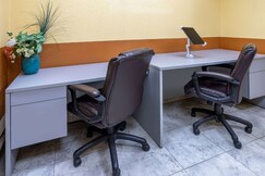 Ramada by Wyndham Rome / Verona