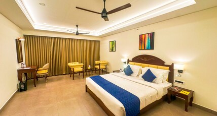 Maramon Hotel and Resort Room Type - Deluxe Premium
