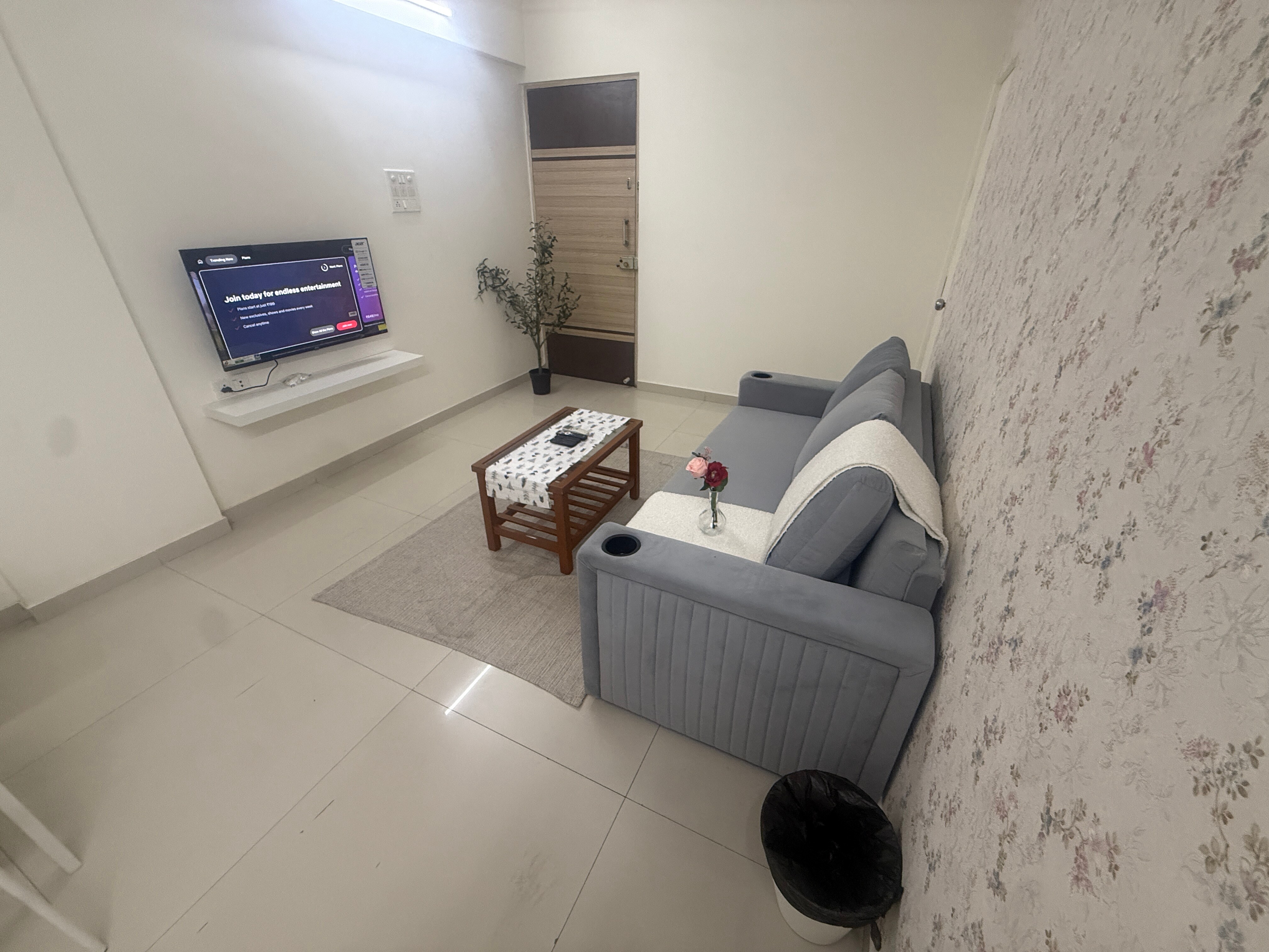 Sky Luxury Suites And Serviced Apartments - Tap to explore photos