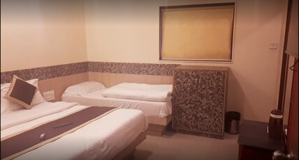 Ambika Lodge Room Type - Deluxe Non A/C