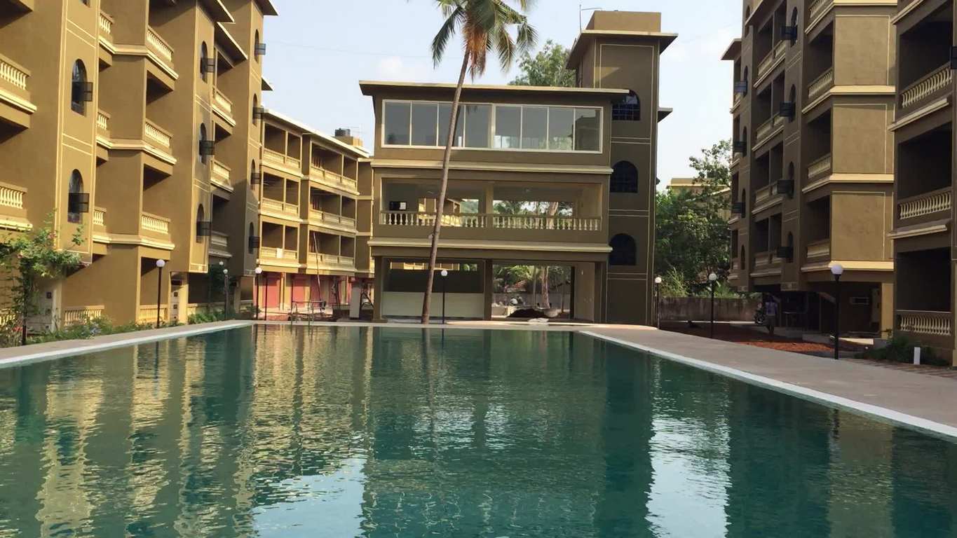 Humblebee Holiday Apartments - Tap to explore photos