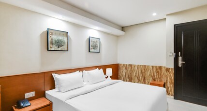 Palette by CheckIn Chappan Market Indore Formerly Sapphire Star Room Type - Premium
