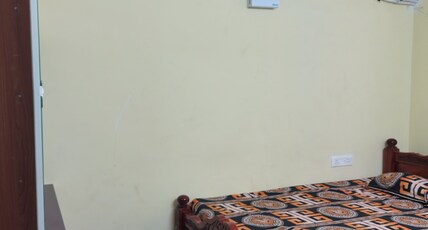 CPM Royal Palace Room Type - AC Deluxe Room