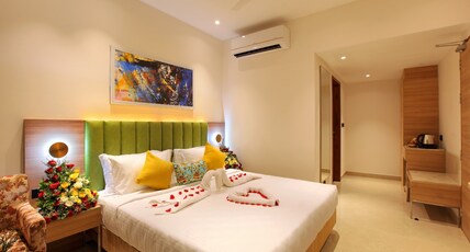 Park Residency Arcadia Room Type - DELUXE KING ROOM AC