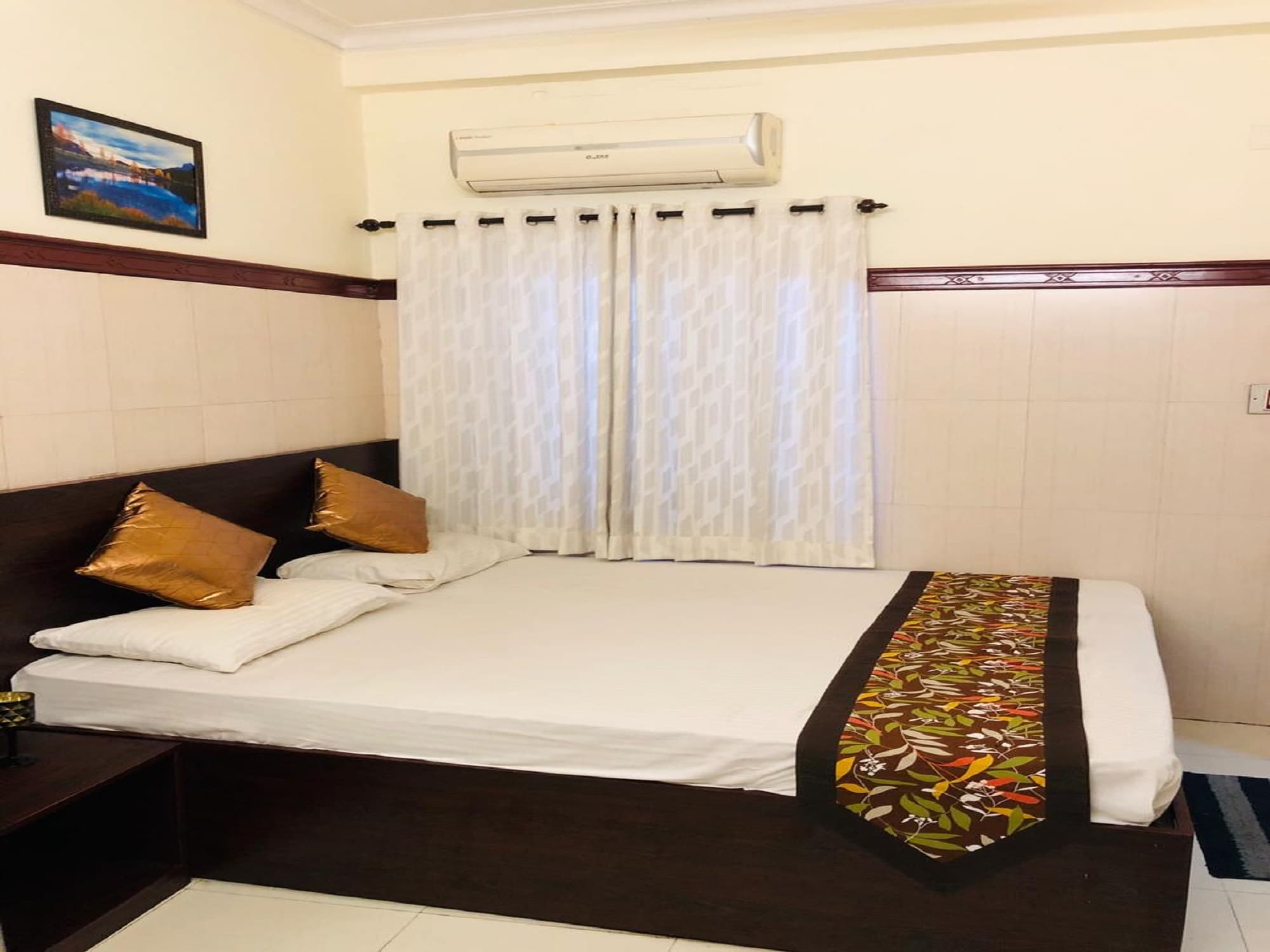 New As Tourist Home, Aluva - Tap to explore photos