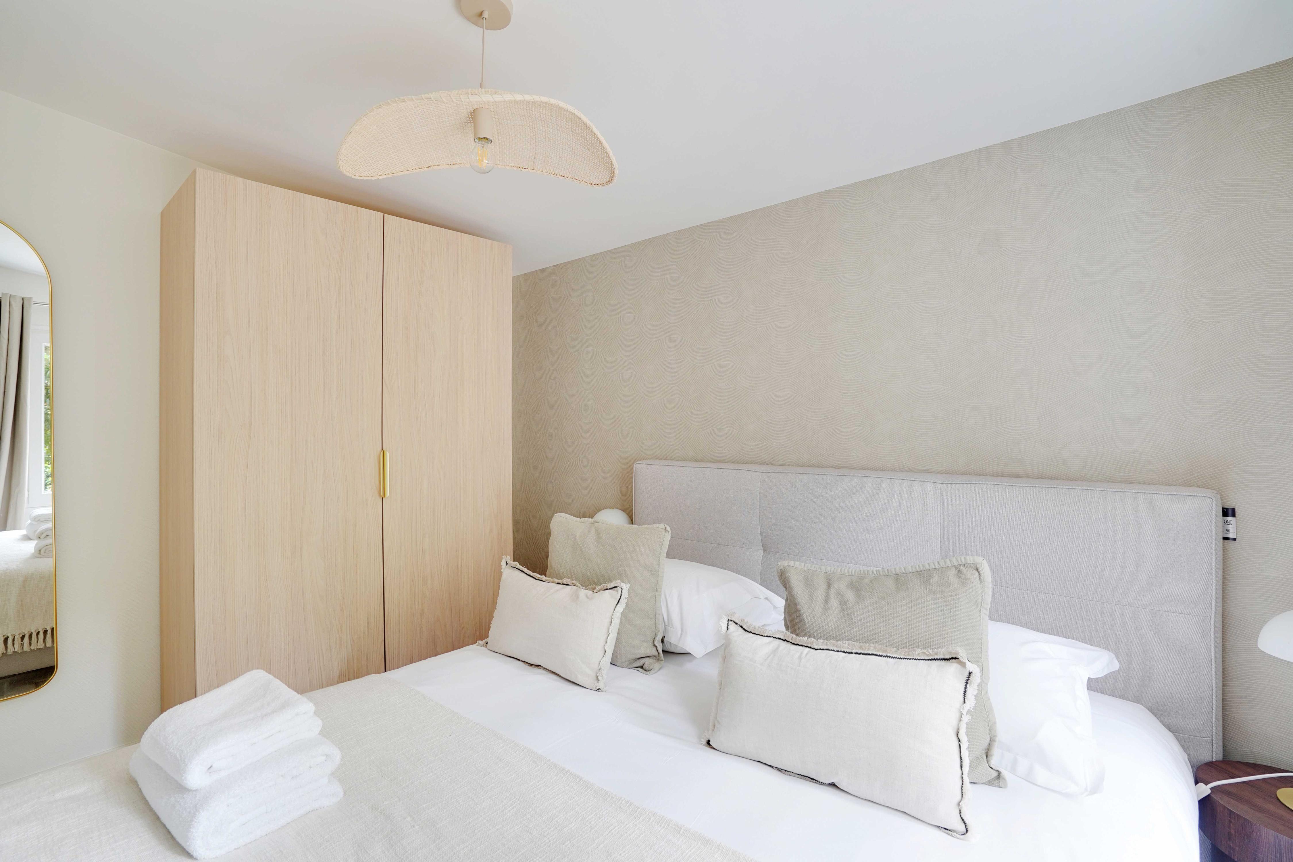 Charming house -2BR-4P- Ivry-sur-seine - Tap to explore photos